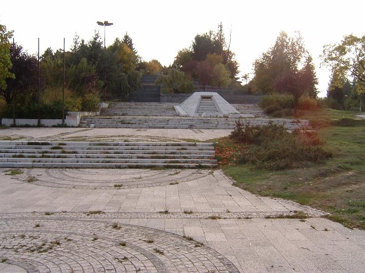 Sarajevo-Tito's Courtyard 1.jpg